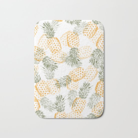 Pineapple mess Bath Mat