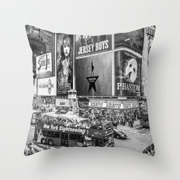 Times Square II (B&W widescreen) Throw Pillow
