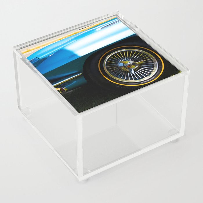 Pull up in style Acrylic Box