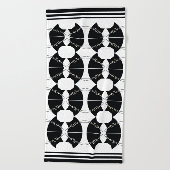 Black Cat of Lara Beach Towel