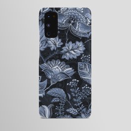 Blooms in the blue night Android Case