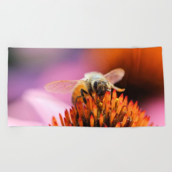 Happy bee Beach Towel