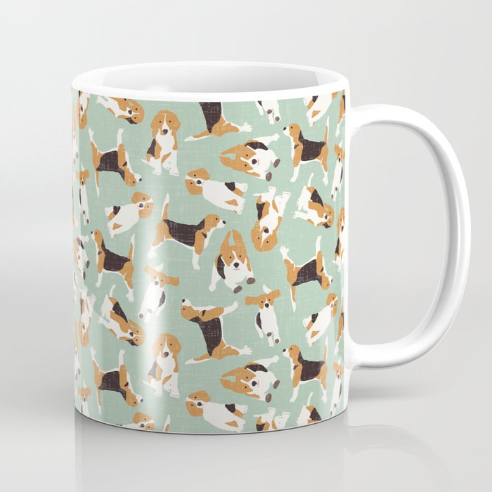 beagle scatter mint Coffee Mug