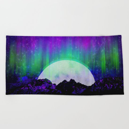 Under the Northern Lights Beach Towel