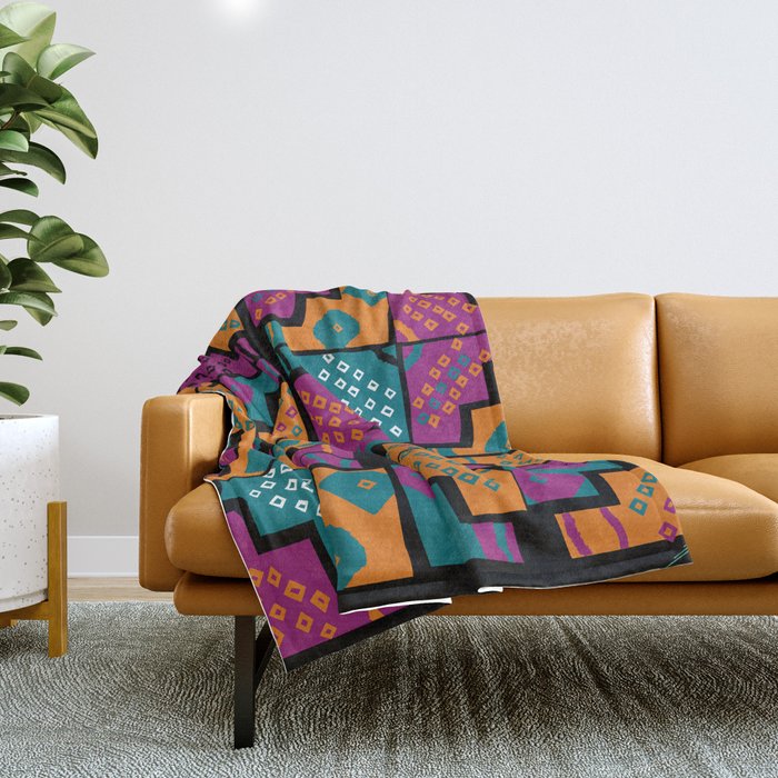 Wari pop V Throw Blanket