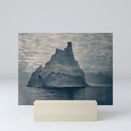 Frank Hurley photo of Antarctica, 1913 Mini Art Print