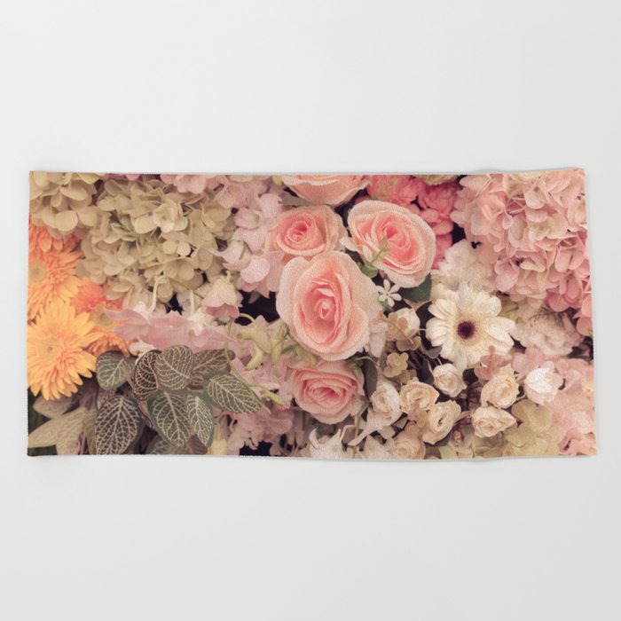 Wall flowers retro texture - Vintage Effect filter Beach Towel