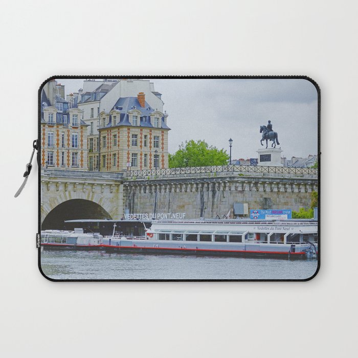 Seine river cruise in Paris | Pont Neuf | Vintage vibes Laptop Sleeve