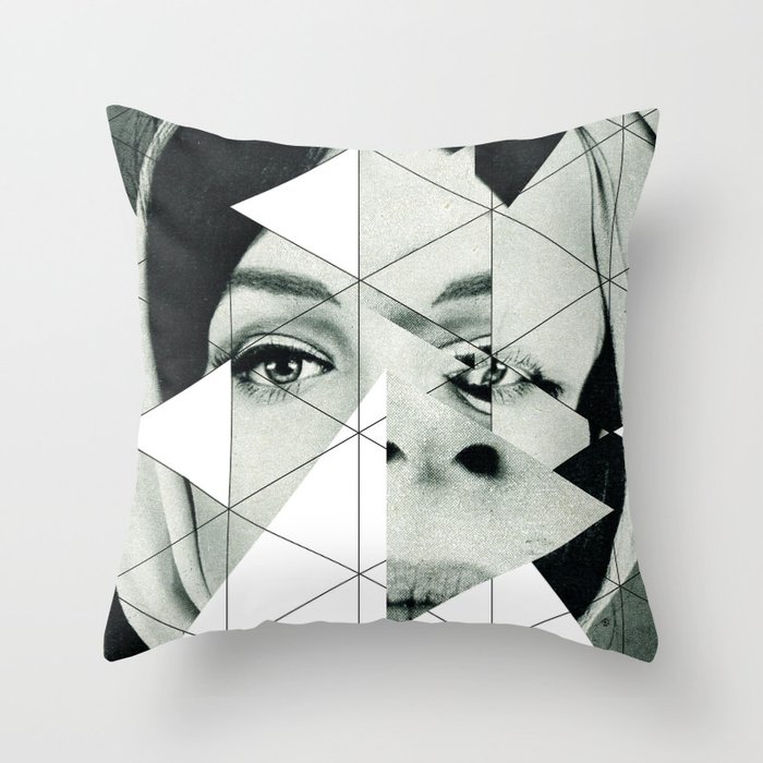 Frau mit Dreieck 3 Throw Pillow