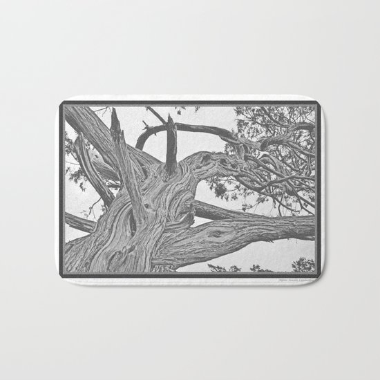 OLD JUNIPER BLACK AND WHITE VINTAGE Bath Mat