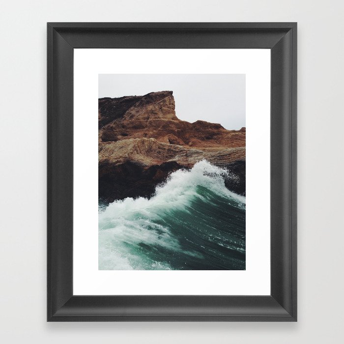 Montaña Wave Framed Art Print