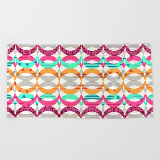 Retro pattern II Beach Towel