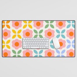 Retro Flower Pattern - rainbow Desk Mat