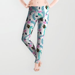 Tropical parrots - pink and turquoise palette Leggings
