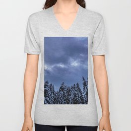 winter sky V Neck T Shirt