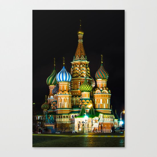 St. Basil's Cathedral on red square in Moscow Canvas Print