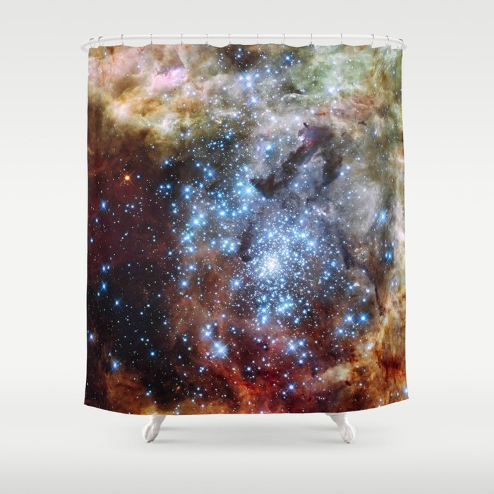 Hubble picture 30 : Clusters in Tarantula Nebula 30 Doradus Shower Curtain