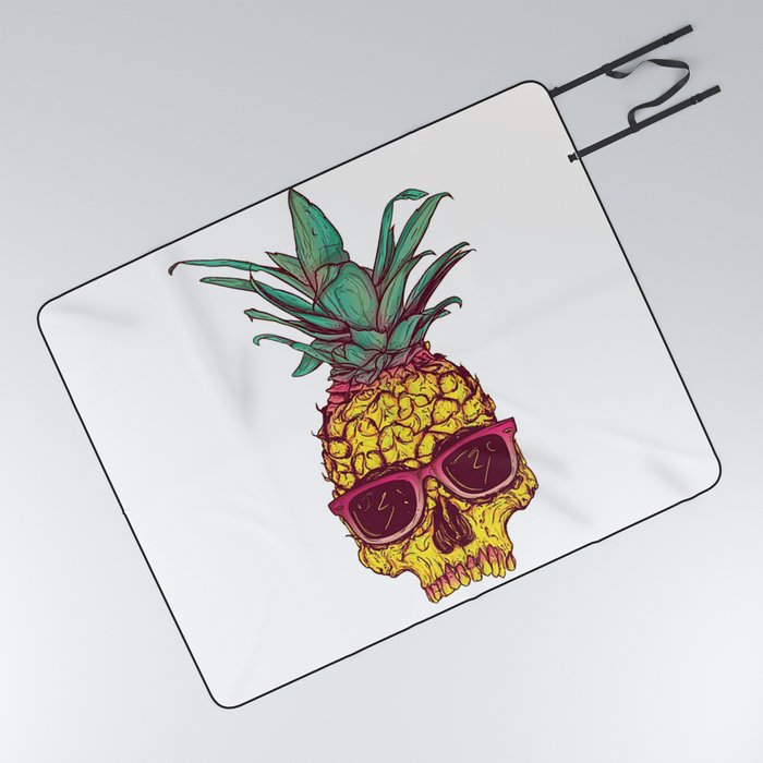 Scull pineapple Picnic Blanket