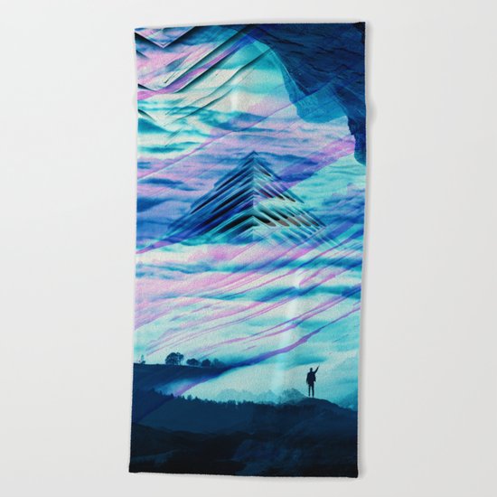 Pyramid Isolation Beach Towel