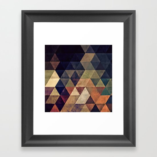 fyssyt pyllyr Framed Art Print