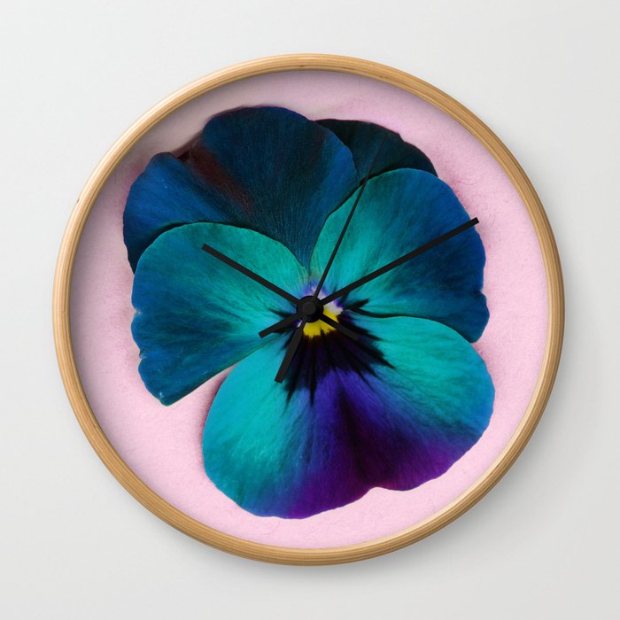 Viola tricolor Wall Clock