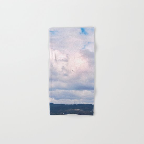 Pastel vibes 41 - El vuelo Hand & Bath Towel