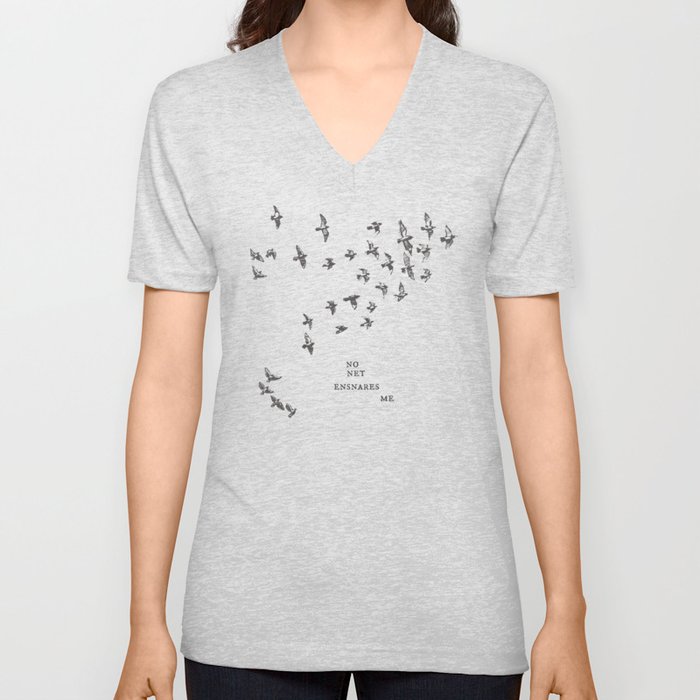 "No net ensnares me" + flock of birds - Jane Eyre quote, Charlotte Bronte (pale pink background) V Neck T Shirt