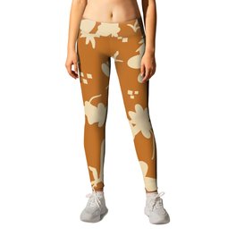 Abstract flowers retro ochre taupe Leggings