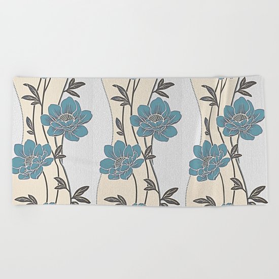 Greenish Blue Flower Garland Beach Towel