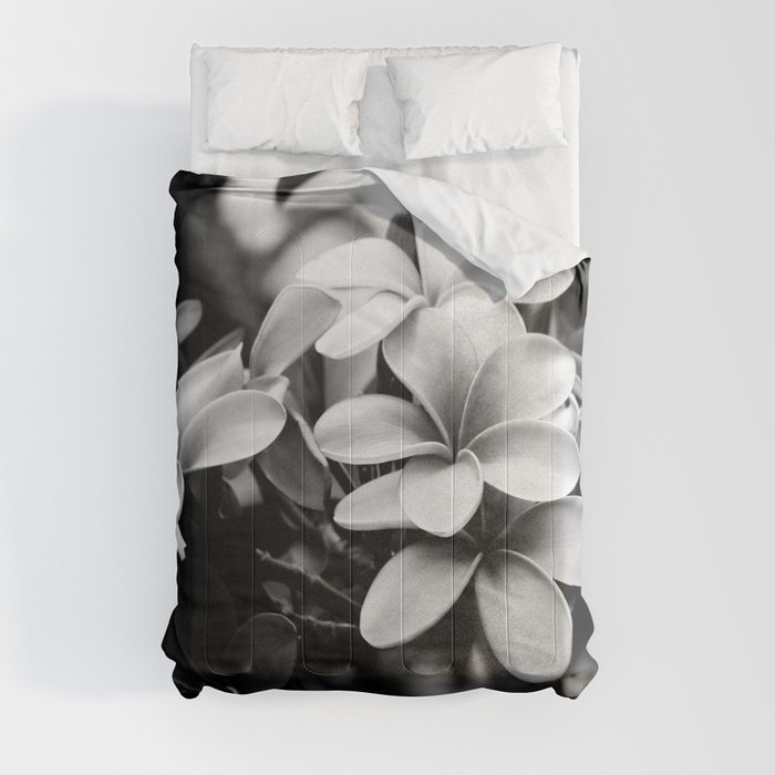 Pua Melia Kuulei Comforter