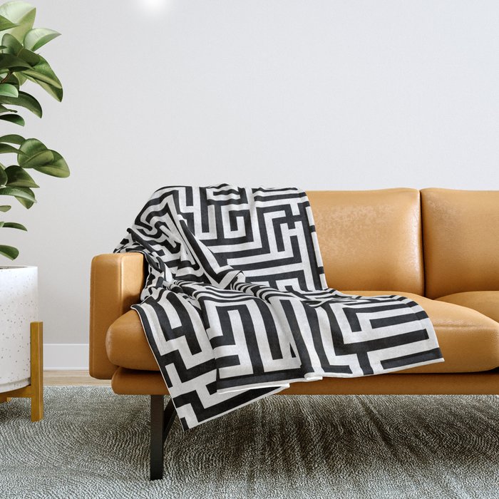 Black and white Labyrinth Throw Blanket