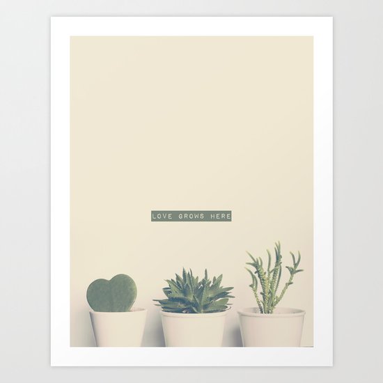love grows here Art Print