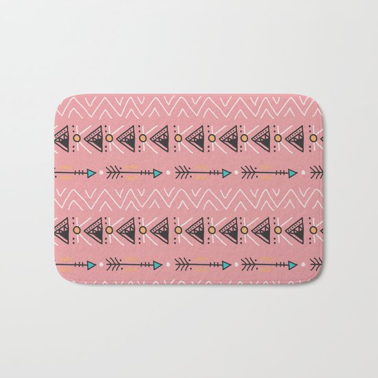 Triangle arrow pattern Bath Mat