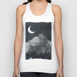 Winter Finds the Wolf... Tank Top