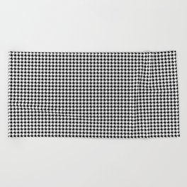 Black and white Houndstooth pattern Beach Towel