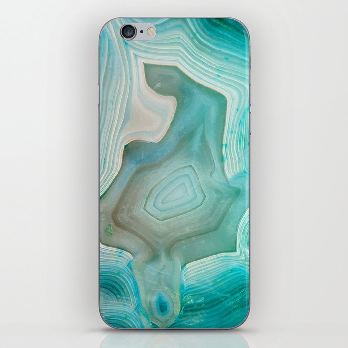 THE BEAUTY OF MINERALS 2 iPhone Skin