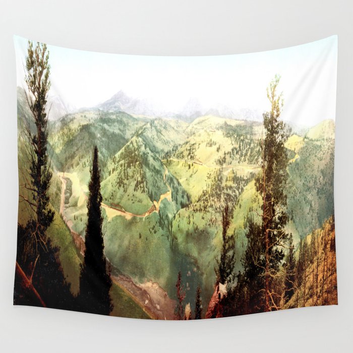 Vintage mountains Wall Tapestry
