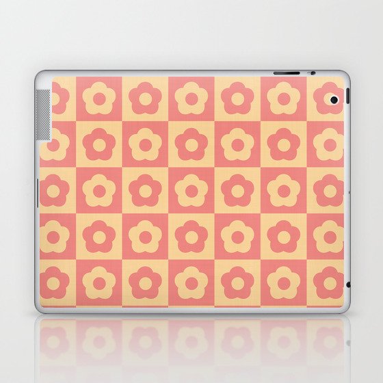 Retro Checkered Daisies 60s Pink Cream Laptop & iPad Skin