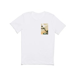 Crane and its chicks on a pine tree  - Vintage Japanese Woodblock Print Art T Shirt