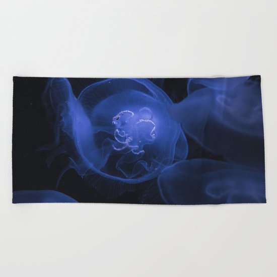Jelly fish Beach Towel