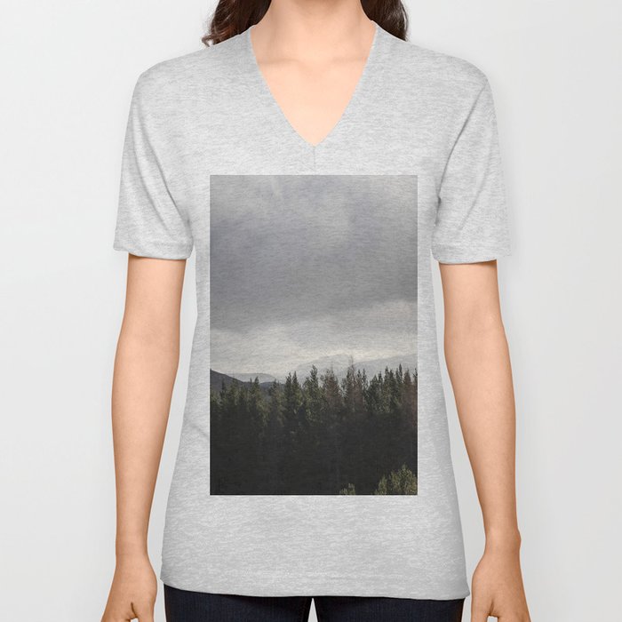 Pine Forest's Winter Cairngorm Mountains View V Neck T Shirt
