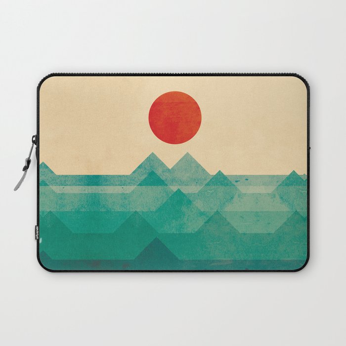 The ocean, the sea, the wave Laptop Sleeve