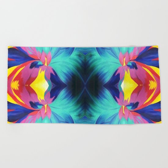 Trippy Flower Beach Towel