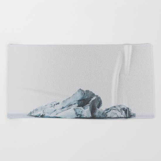Jökulsárlón, Iceland Beach Towel