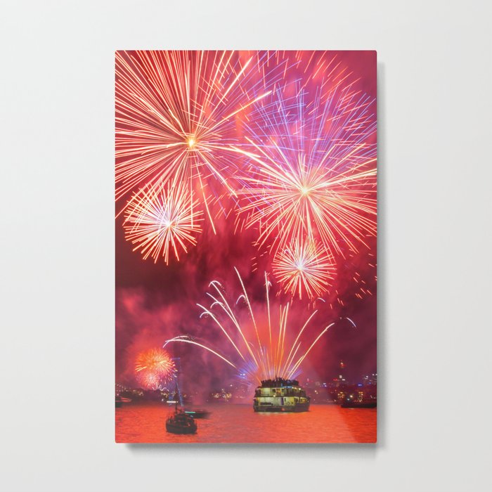 Fireworks on Sydney Harbour Metal Print