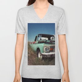 Vintage Green Truck - Utah Desert V Neck T Shirt
