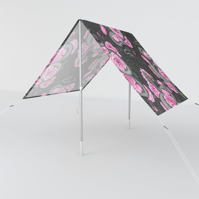 Snakes and pink roses Sun Shade