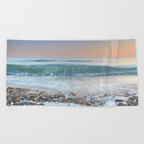 "Looking at the waves III" Sea dreams Beach Towel