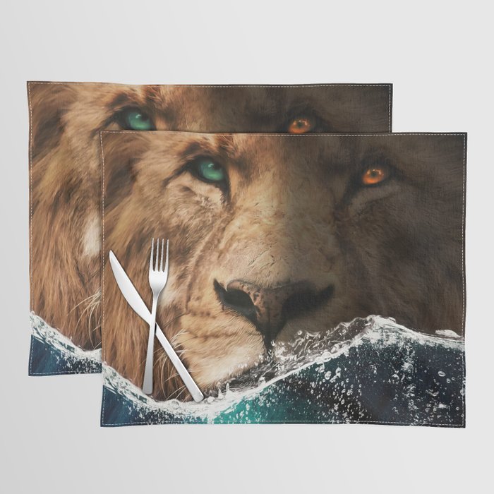 Lion behind the Ocean Placemat