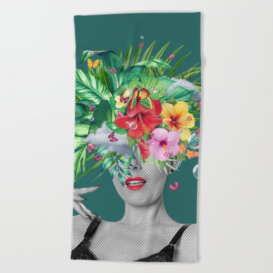 portriat floral Beach Towel